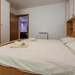 Appartement Eni Selce